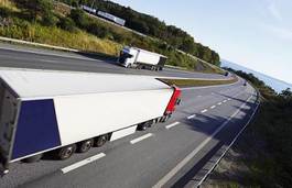 Fotoroleta wieś autostrada ciężarówka transport olej