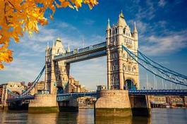 Plakat architektura tower bridge jesień niebo anglia