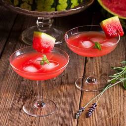 Plakat watermelon juice with ice