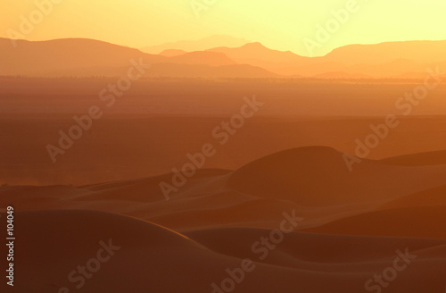 Naklejka pejzaż góra zmierzch pustynia arabski