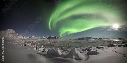 Naklejka śnieg noc lód zielone światło polarnych