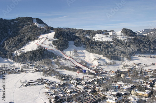 Fotoroleta trasa narciarska sporty zimowe krajobraz