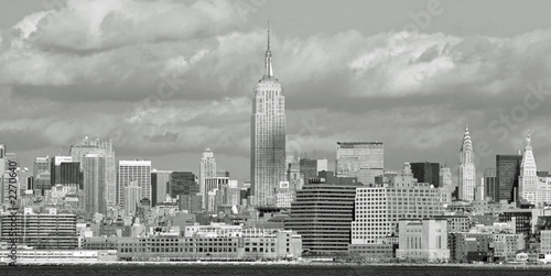 Fotoroleta woda niebo empire state metropolia