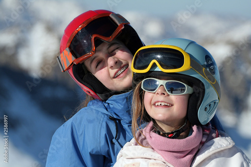 Fotoroleta dzieci góra śnieg sport narty