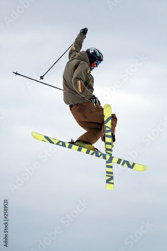 Obraz na płótnie narty snowboard śnieg