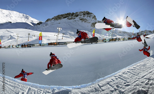 Obraz na płótnie góra snowboard zimą 