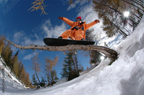 Naklejka snowboard śnieg słońce zabawa sport