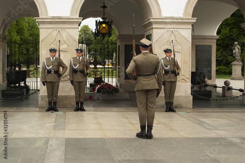 Naklejka armia żołnierz warta narodowy warszawa