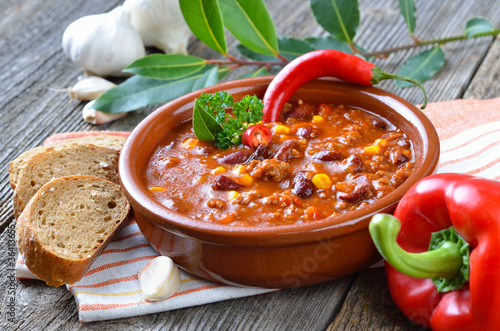 Fotoroleta jedzenie wieprzowina czosnek papryka chili