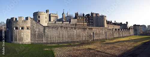 Naklejka widok tamiza tower of london anglia wieża