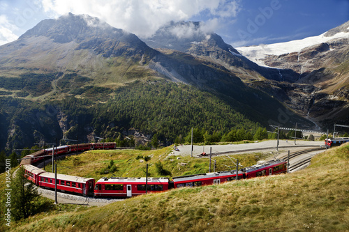 Obraz na płótnie góra panoramiczny alpy lokomotywa