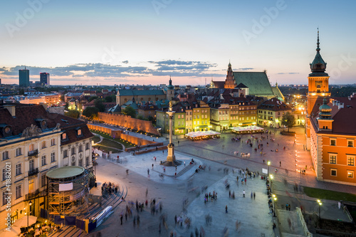 Fotoroleta rynek kolumna niebo