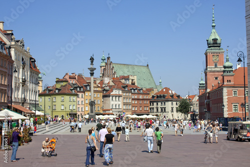 Obraz na płótnie kolumna ludzie europa zamek