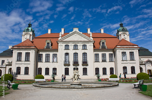 Plakat widok park fontanna antyczny architektura