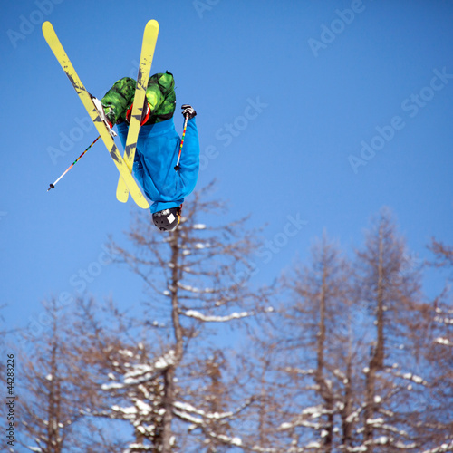 Fotoroleta sport narty lekkoatletka