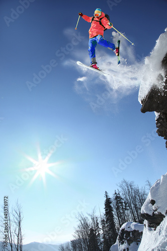 Naklejka śnieg narciarz niebo zabawa szczyt