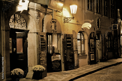 Plakat Pub nocą w Pradze