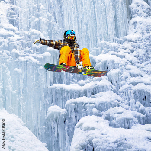 Fotoroleta woda śnieg snowboarder