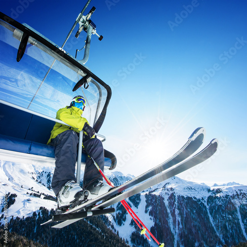 Naklejka mężczyzna alpy śnieg sport włochy