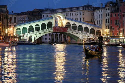 Naklejka statua gondola architektura woda most