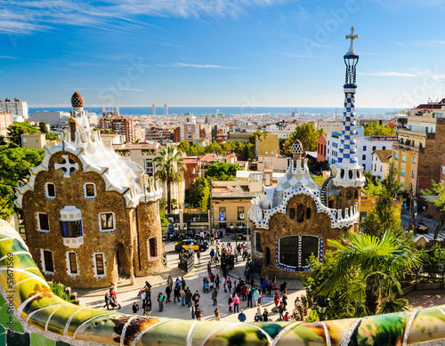 Fotoroleta park niebo lato barcelona