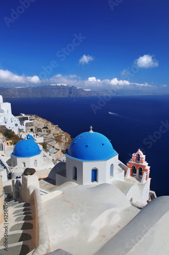 Naklejka santorini morze wzgórze kościół architektura