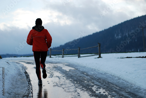 Plakat śnieg jogging sosna