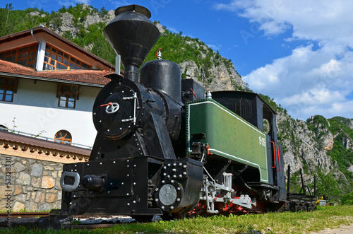 Naklejka lokomotywa parowa transport klasztor stary