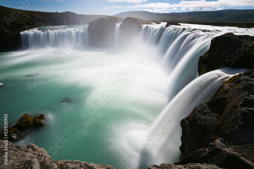 Naklejka krajobraz kaskada islandia woda śnieg