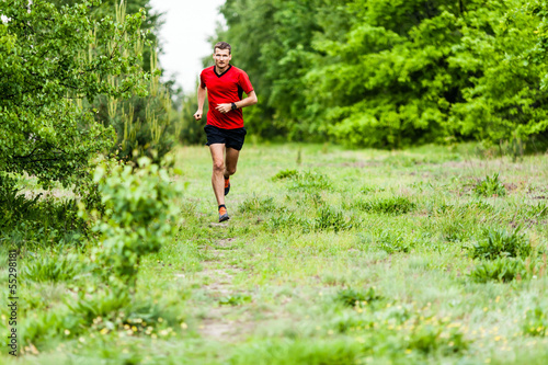 Obraz na płótnie ludzie zdrowy sportowy pejzaż lekkoatletka