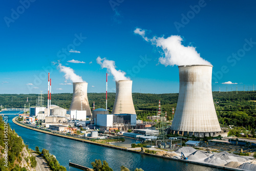 Plakat radioaktywność topnik energia jądrowa elektrownia 