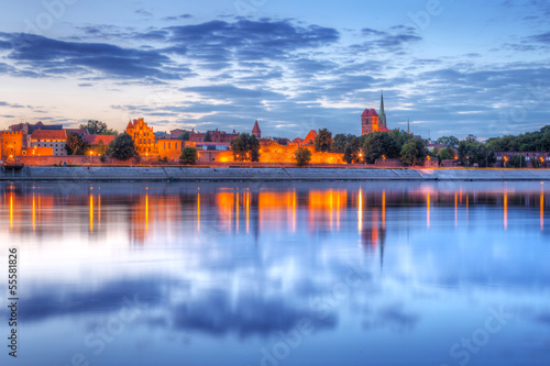 Plakat zmierzch panorama wieża pejzaż