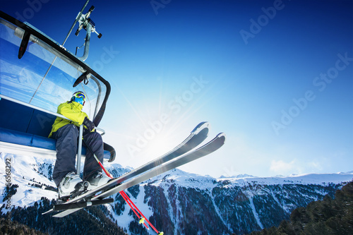 Fotoroleta narciarz ludzie góra austria