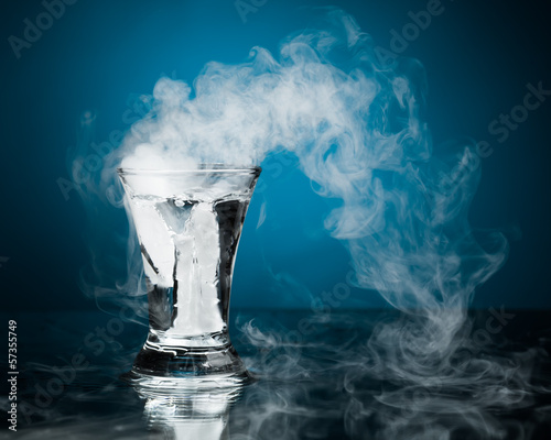 Obraz na płótnie świeży napój lód niebieski zbliżenie