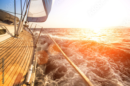Naklejka łódź lato fala słońce żeglarstwo