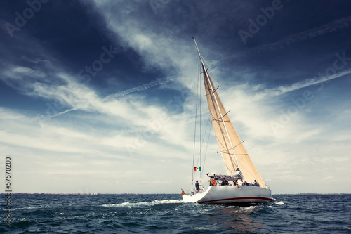 Obraz na płótnie fala żeglarstwo woda