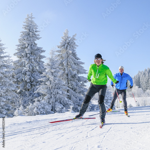 Naklejka sporty zimowe ładny natura mężczyzna fitness