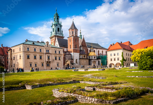 Fotoroleta niebo ludzie ścieżka stary widok