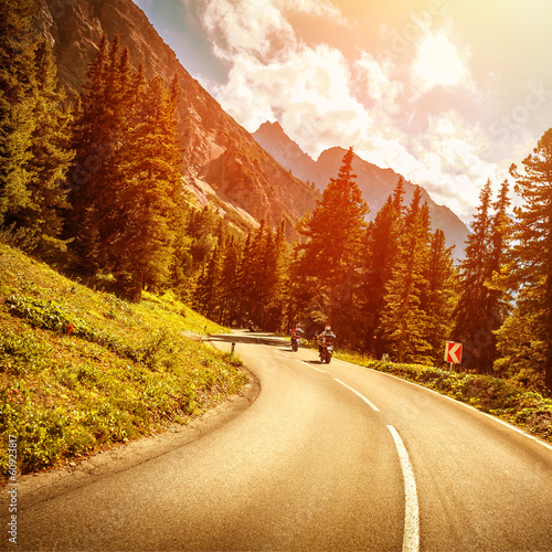 Fototapeta motocyklista droga natura motocykl pejzaż