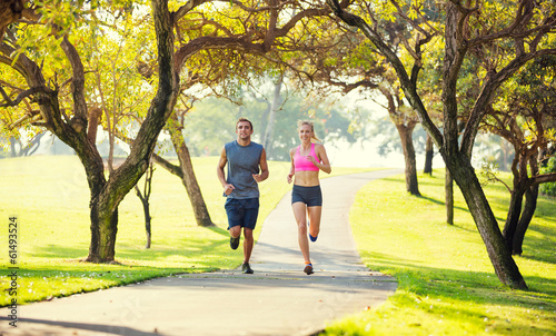 Fotoroleta dziewczynka fitness natura ciało zdrowie