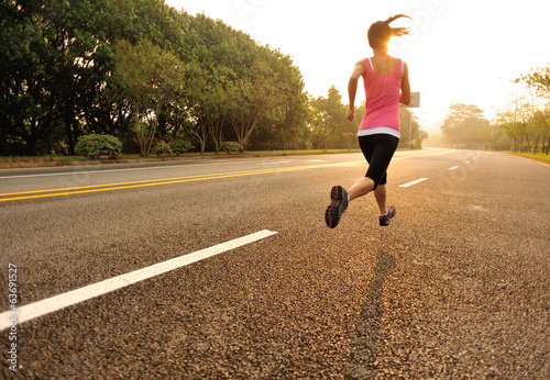 Plakat lekkoatletka natura fitness zdrowy