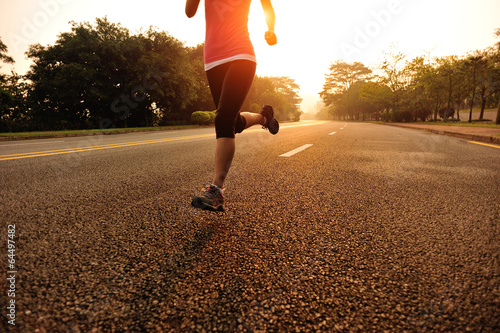 Plakat kobieta lekkoatletka witalność fitness ruch