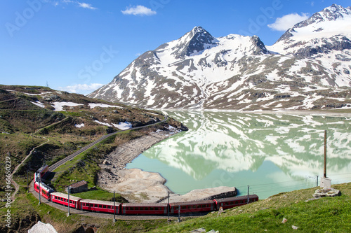 Fotoroleta alpy wagon góra