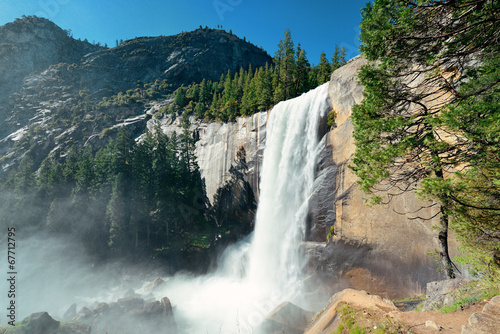 Plakat park wodospad pejzaż yosemite ameryka