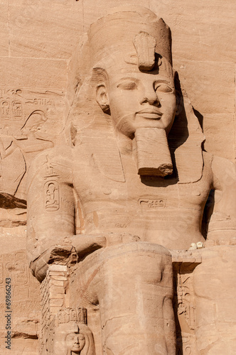 Plakat egipt mężczyzna świątynia antyczny