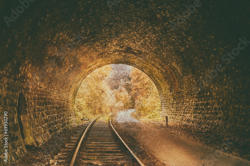 Plakat maszyny tunel vintage architektura