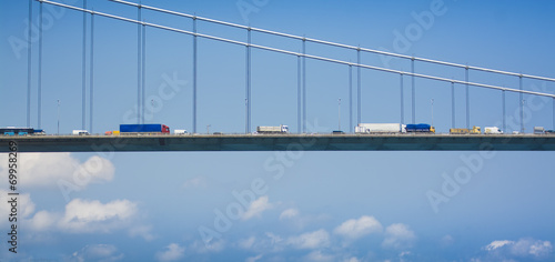 Obraz na płótnie europa most ciężarówka