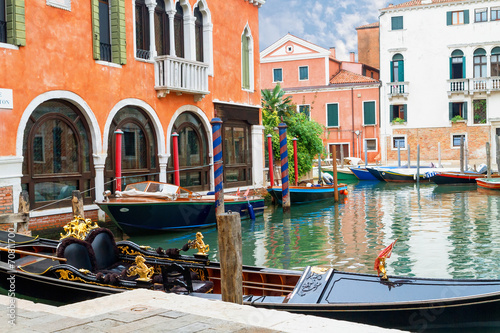 Obraz na płótnie włoski woda ulica