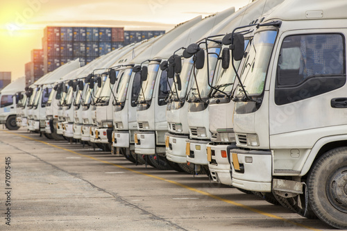 Plakat statek ciężarówka transport ruch słońce