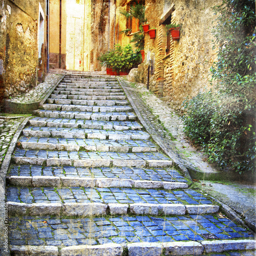 Naklejka Urocza uliczka w średniowiecznym miasteczku